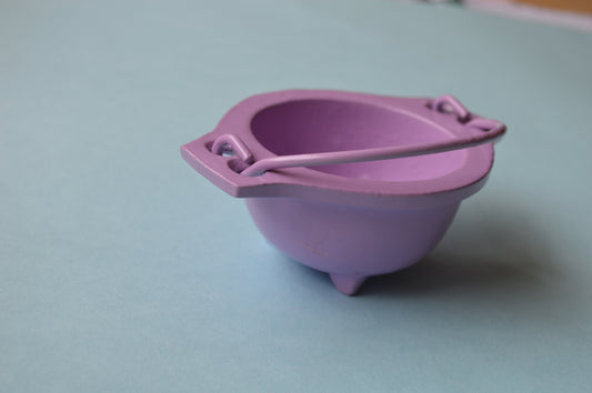 purple cast iron cauldron with handle